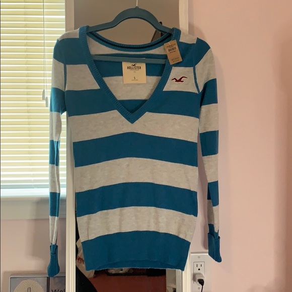 NWT Hollister Striped Long Sleeve Top - Picture 2 of 4